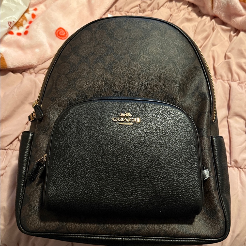 Coach backpack - Picture 2 of 4